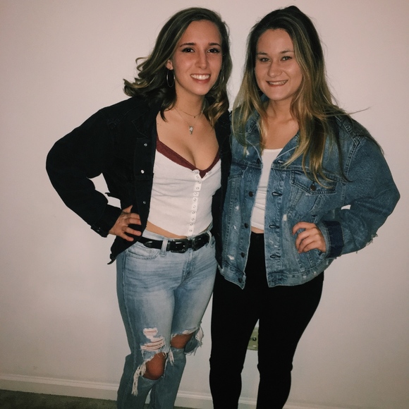 WELCOME TO MY CLOSET - Picture 4 of 6